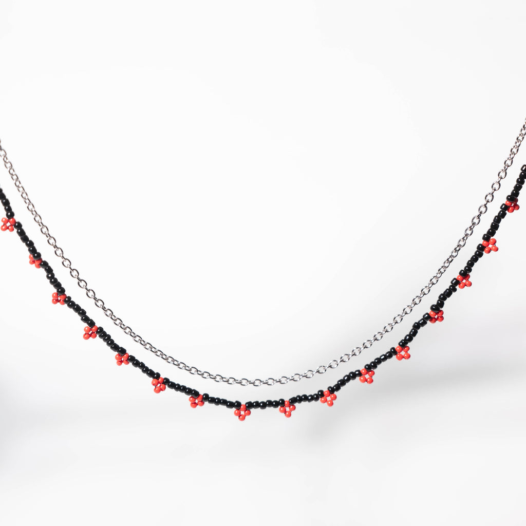 Flowers and chain necklace